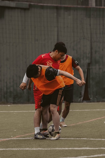 竞争激烈的 竞争激烈的